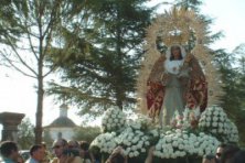 Ofrenda Floral a la Virgen del Robledo