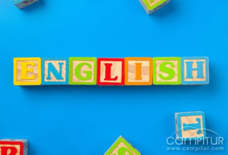 La Junta de Extremadura impulsa el aprendizaje del inglés con ayudas de 2,24 millones de euros