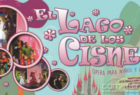 Ferro Teatro y su adaptación infantil de "El lago de los Cisnes" en Azuaga